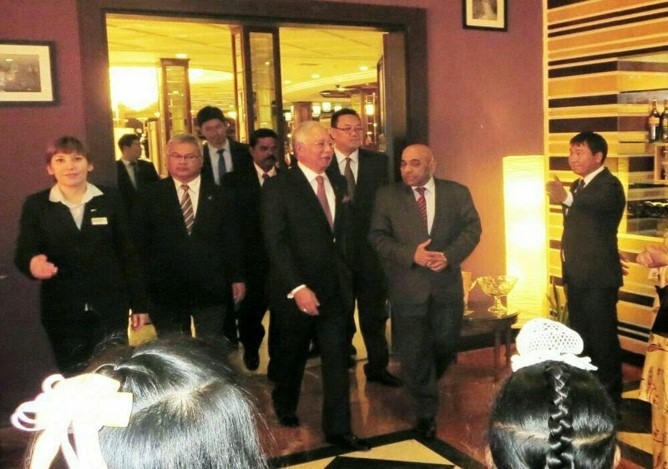 Malaysian Prime Minister Dato' Sri Najib Razak with Dr. Ali Sher during the official visit to Kazakhstan in 2015